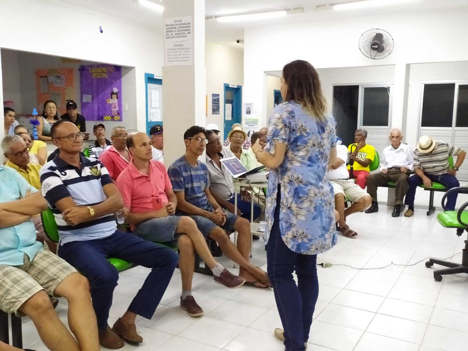 Camacã: PSF Manoel Rodrigues realiza palestra com seus usuários na campanha do novembro azul
